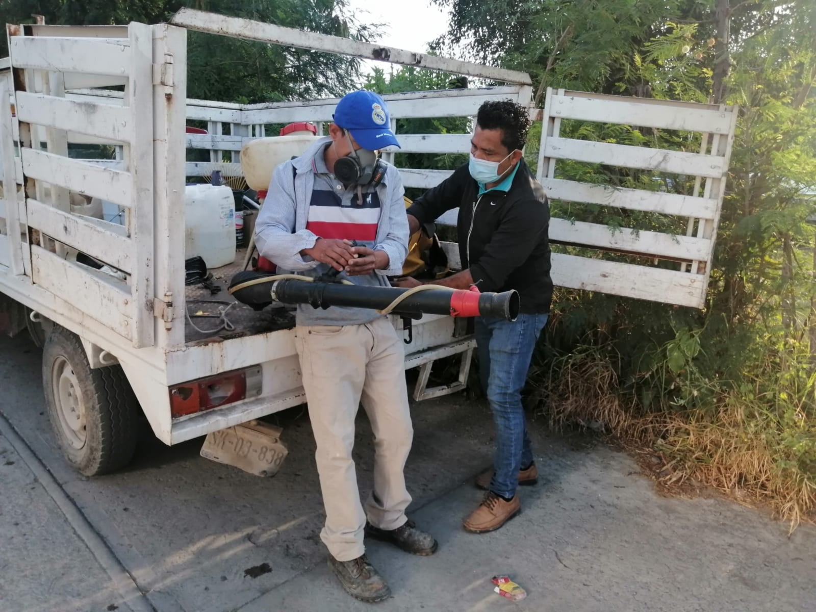 SE REALIZÓ FUMIGACIÓN POR CASO DE PULGAS Y GARRAPATAS.