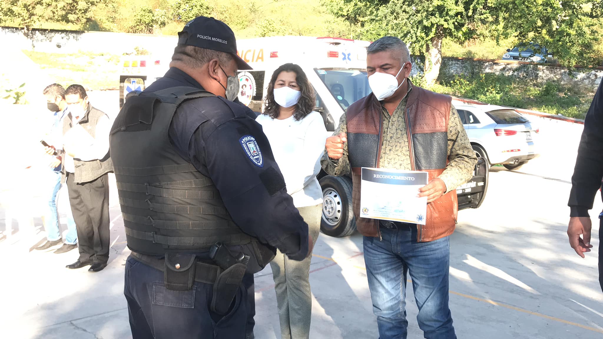 RECONOCIMIENTO Y HONOR A POLICÍAS DE TLALTIZAPÁN DE ZAPATA.