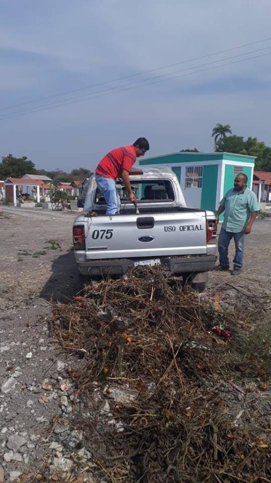 SE REALIZARON TRABAJOS DE LIMPIEZA EN EL PANTEÓN DE LA CABECERA MUNICIPAL.