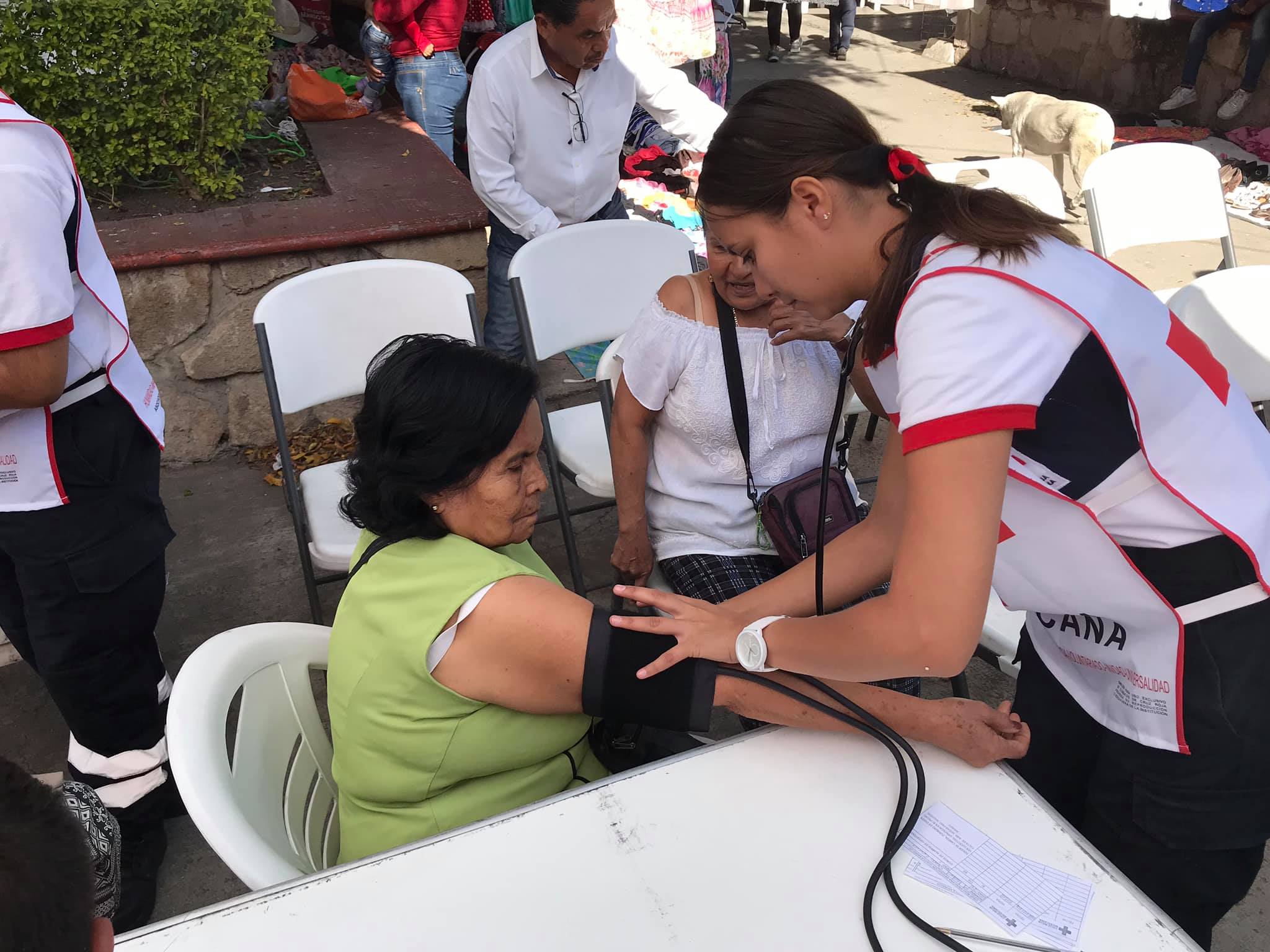 CAMPAÑA DE SALUD EN EL ZÓCALO DE TLALTIZAPÁN.