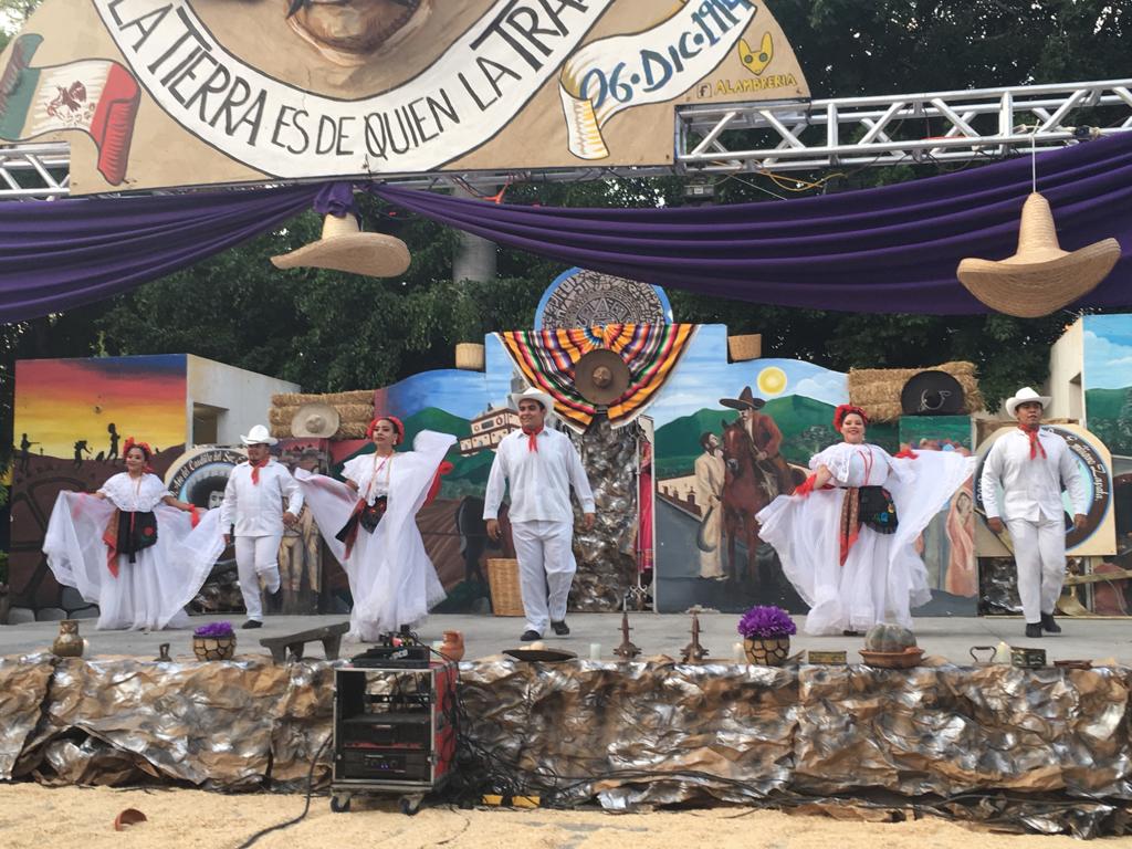 PARTICIPACIÓN DEL BALLET FOLCLÓRICO DE LA ESSJ EN LA SEMANA CULTURAL.