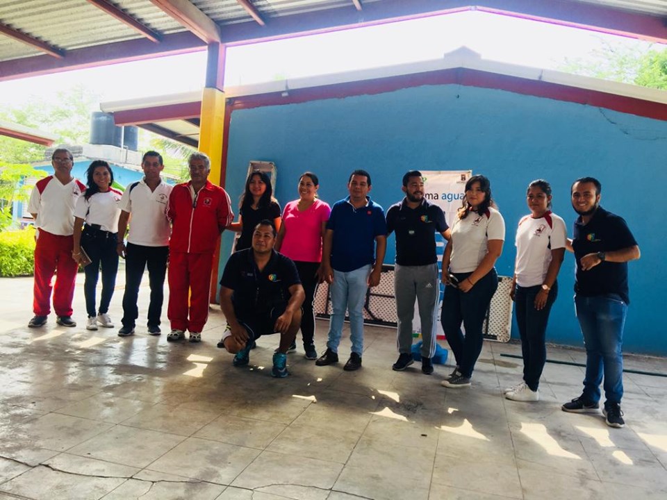 INSTANCIA DE LA JUVENTUD CONTINUA CON LA JORNADA DE ACTIVACIÓN FÍSICA Y COMIENDO SANO.