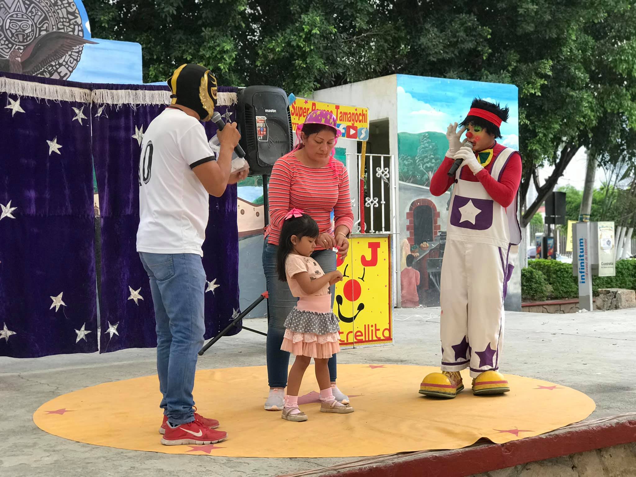 EL DIF MUNICIPAL FESTEJO EL DÍA DEL NIÑO EN LAS DIFERENTES COMUNIDADES DE TLALTIZAPÁN.