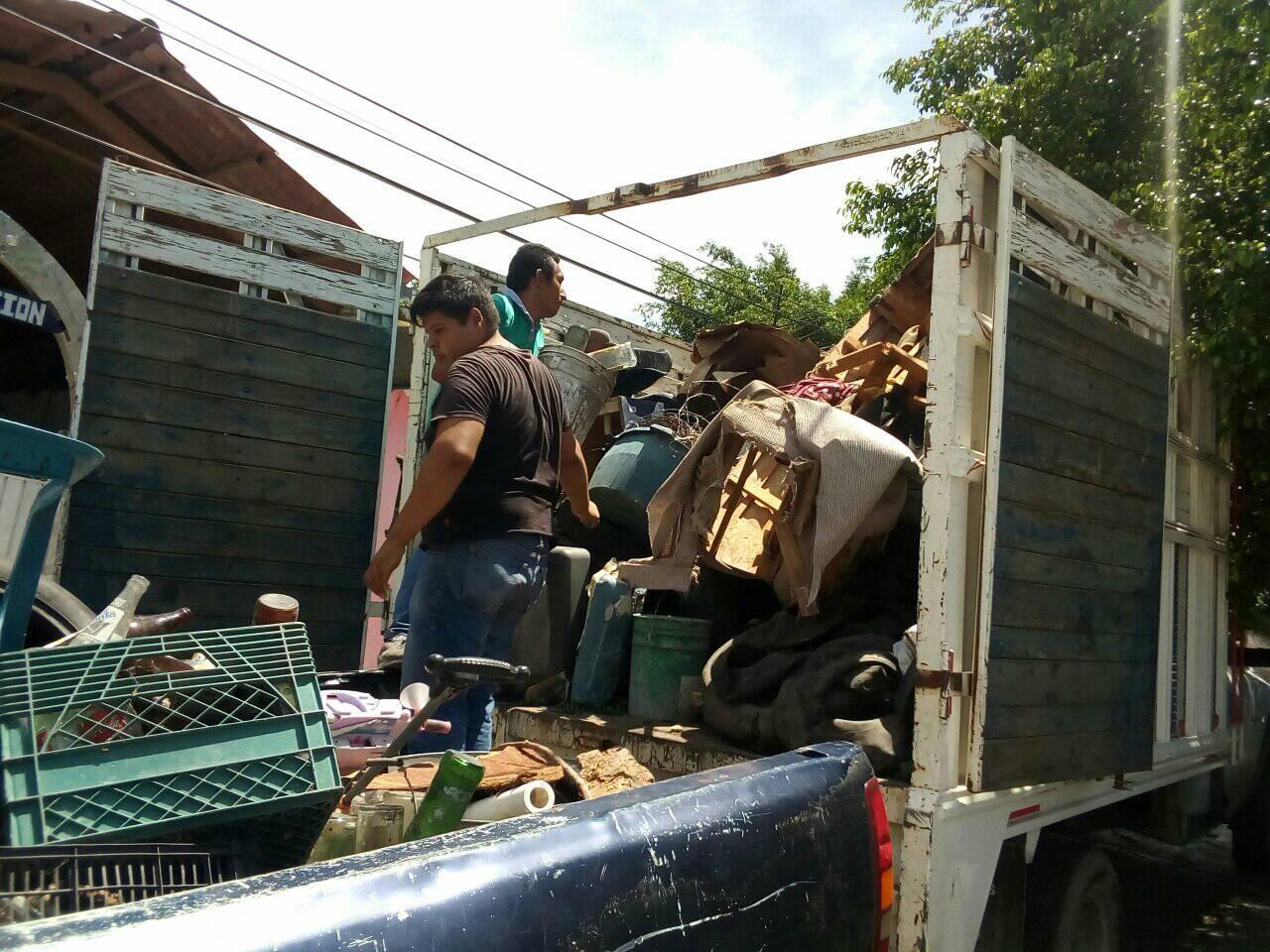 SE  INICIO LA CAMPAÑA DE DESCACHARRIZACIÓN EN LOS MUNICIPIOS DE TLALTIZAPÁN.