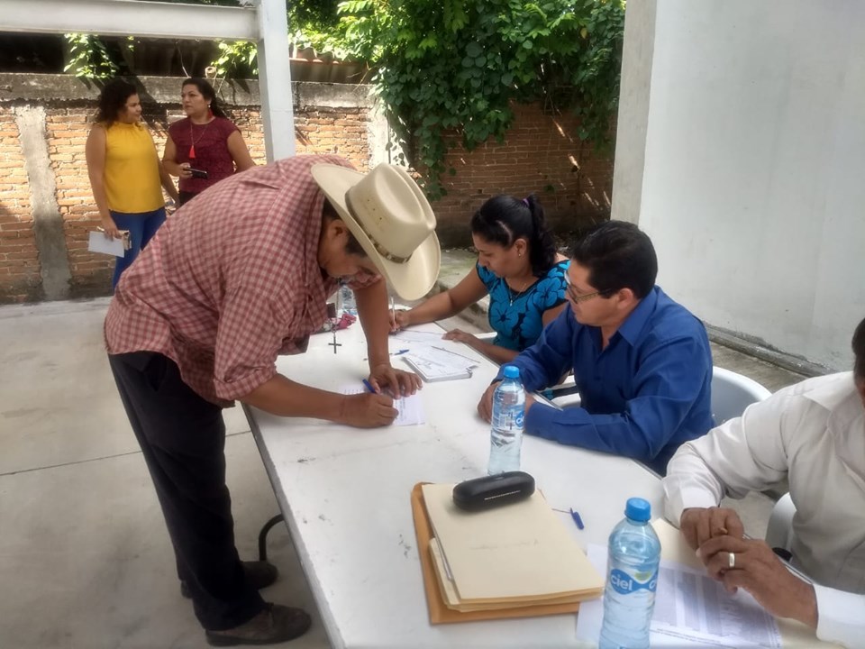 ENTREGA DE BOLETAS A PRODUCTORES CAÑEROS.