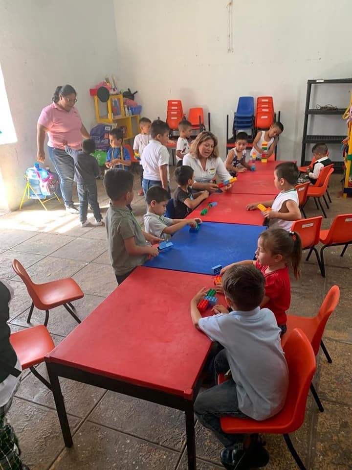 BIENVENIDA A LOS ALUMNOS DE LOS CENTROS DE ASISTENCIA INFANTIL COMUNITARIOS (CAIC).