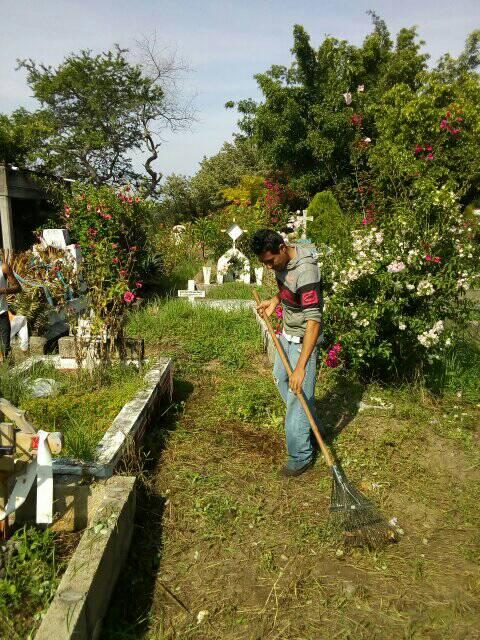 SE LLEVO A CABO LA LIMPIEZA DEL PANTEÓN DE LA COMUNIDAD DE SANTA ROSA TREINTA.