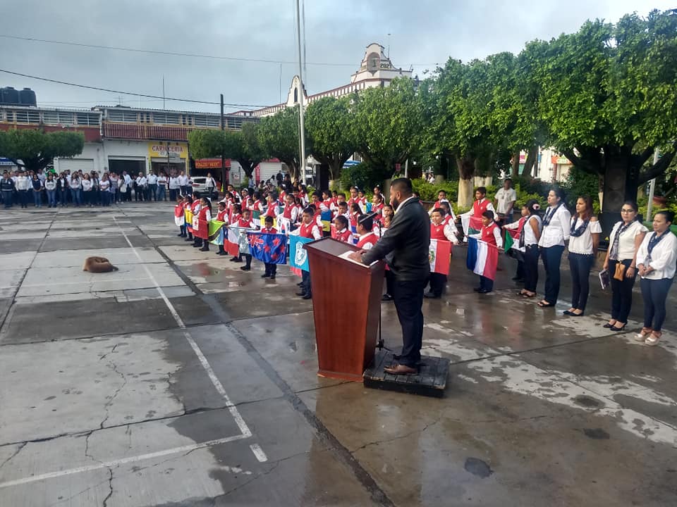 SE LLEVÓ A CABO UN ACTO CÍVICO REFERENTE AL DÍA DE LA ORGANIZACIÓN DE LAS NACIONES UNIDAS.