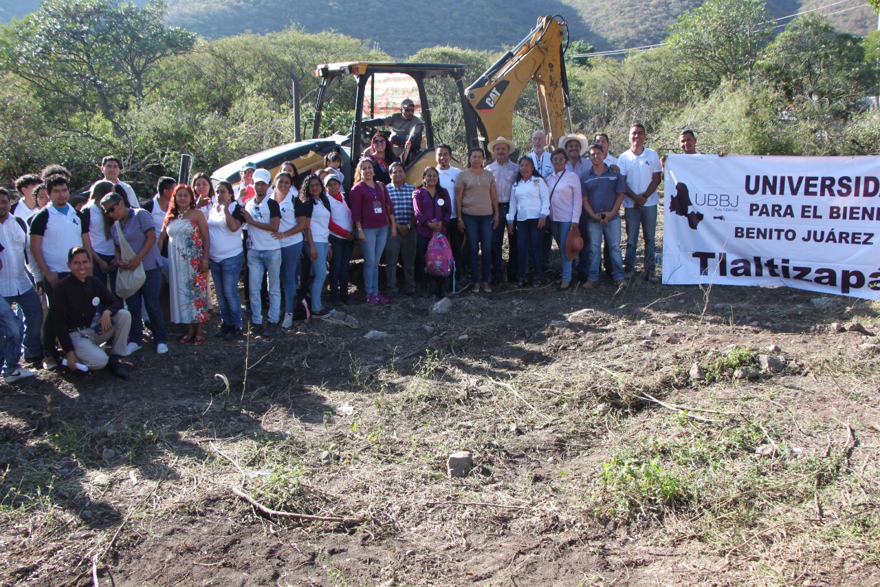 SE LLEVÓ A CABO EL ARRANQUE OFICIAL DE LA CONSTRUCCIÓN DE LA OBRA DE LA UNIVERSIDAD PARA EL BIENESTAR BENITO JUÁREZ GARCÍA EN TLALTIZAPÁN DE ZAPATA.