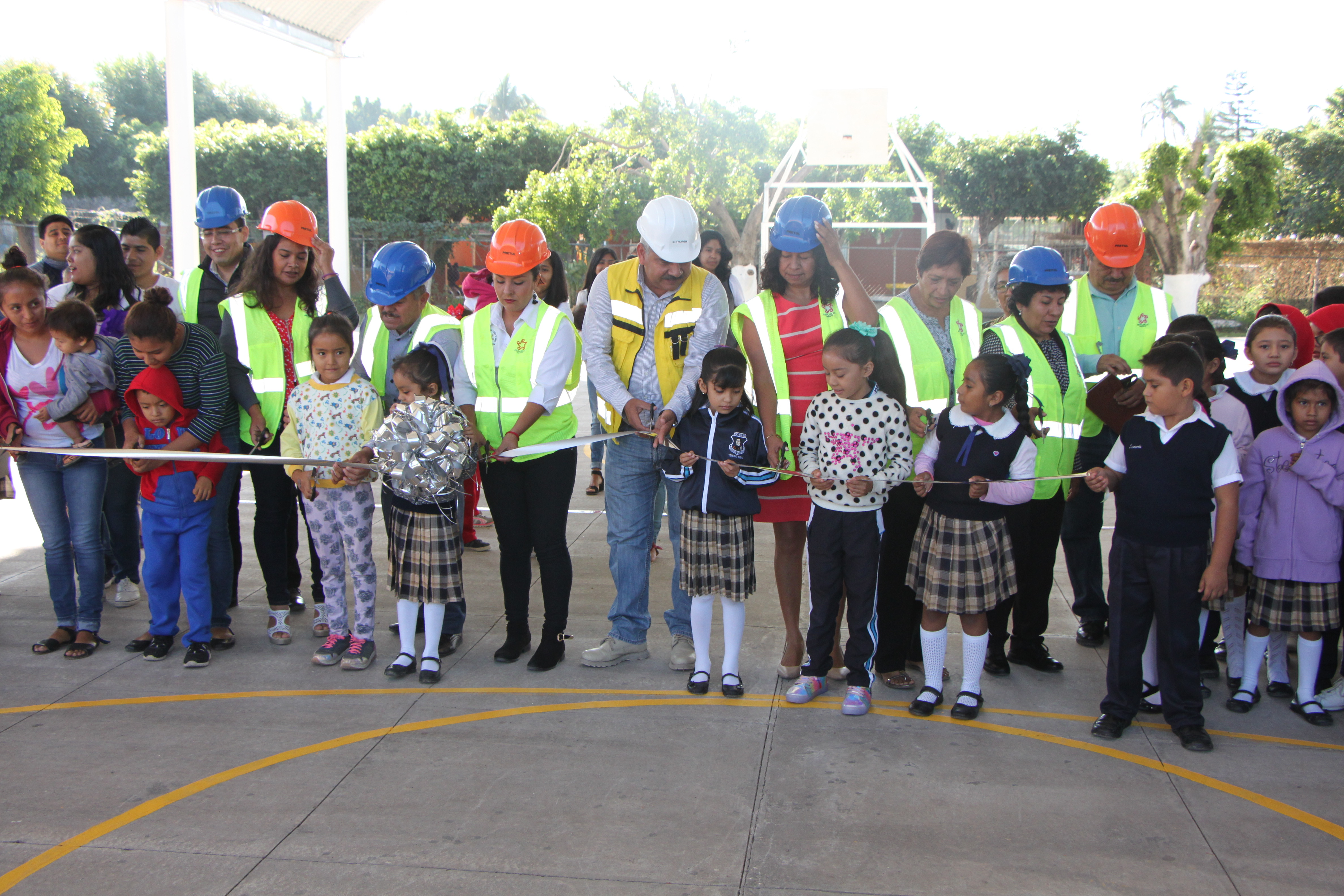 INAUGURACIÓN DE LA REHABILITACIÓN DE LA TECHUMBRE EN LA COMUNIDAD DE TEMILPA NUEVO.