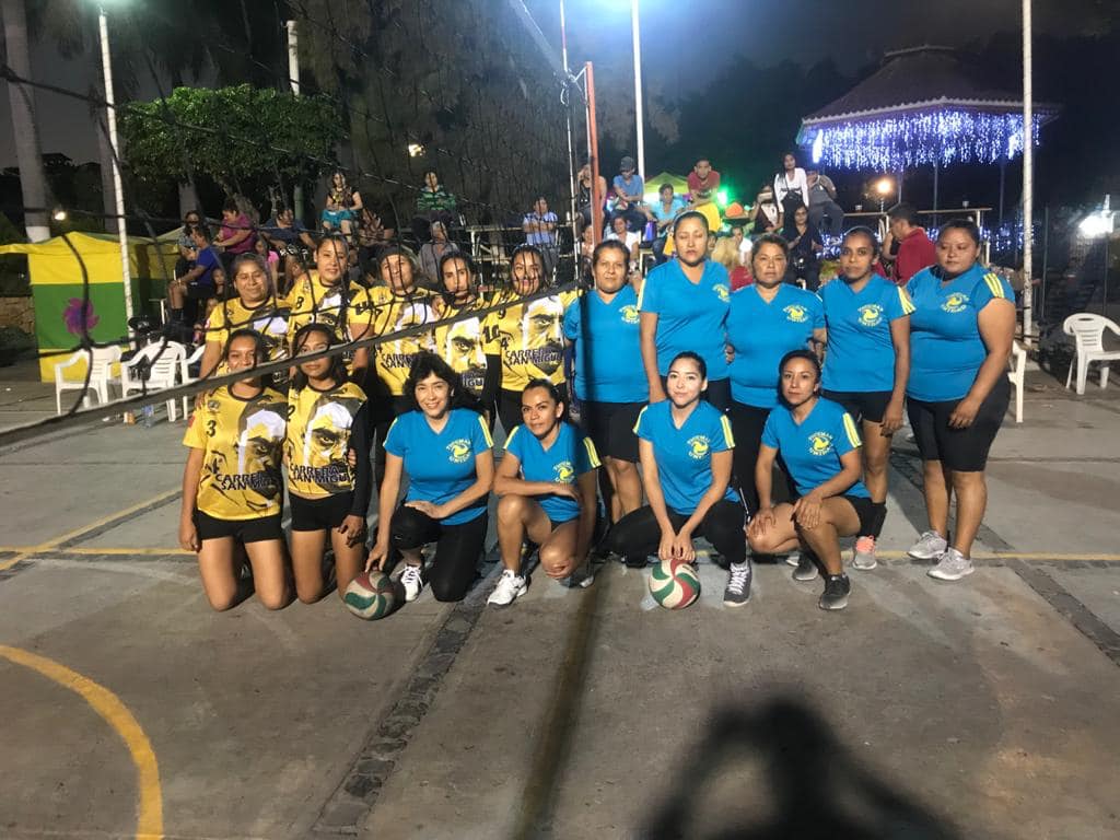 TODO UN ÉXITO, LA GRAN FINAL DEL TORNEO DE VOLEIBOL EN EL ZÓCALO DE TLALTIZAPÁN.