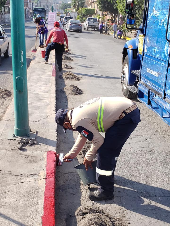 “UN DÍA EN TU COMUNIDAD” EN LA COLONIA EL MIRADOR.