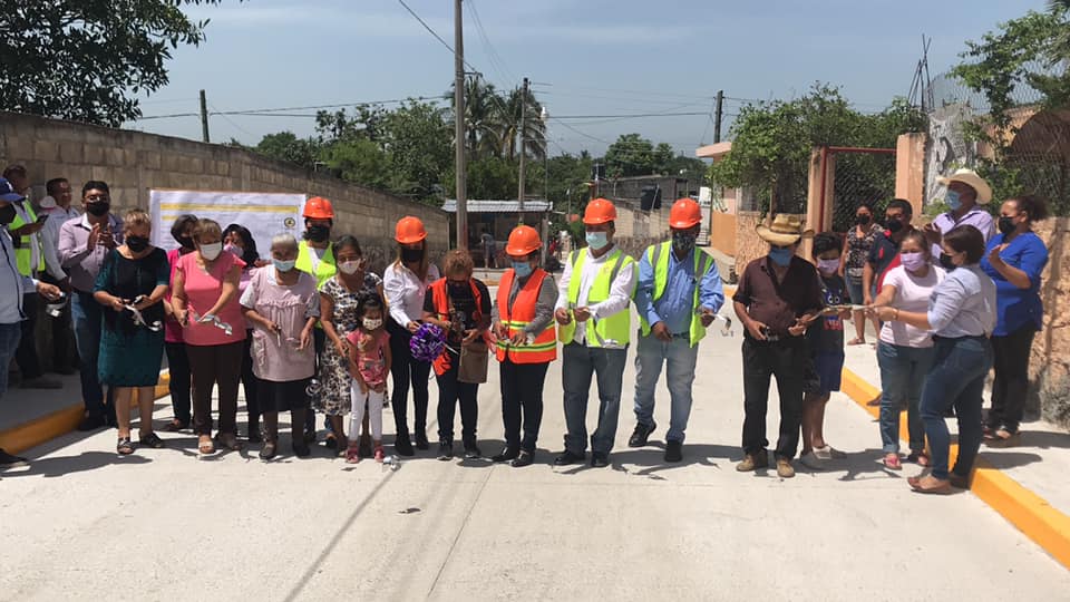 INAUGURACIÓN  DE PAVIMENTACIÓN  CON CONCRETO HIDRÁULICO EN CALLE VENUSTIANO CARRANZA DE LA COLONIA OTILIO MONTAÑO   