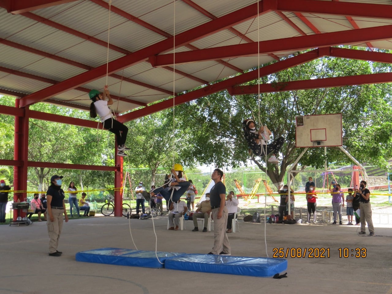 SE CLAUSURÓ CURSO DE VERANO DE DEFENSA PERSONAL TUMBLING Y RAPPEL.