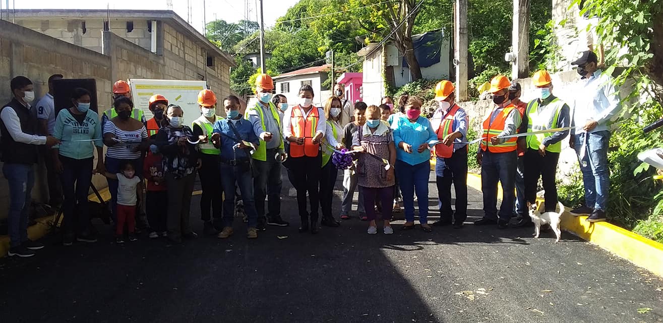 SE INAUGURA PAVIMENTANCIÓN CON CONCRETO HIDRAULICO EN TICUMÁN.